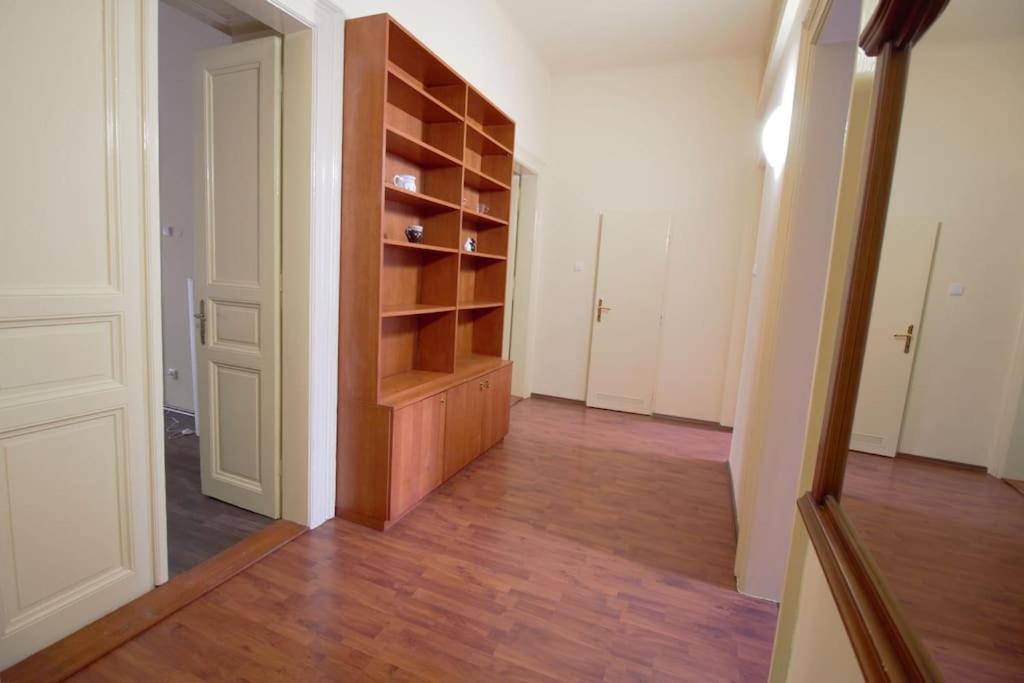Lejlighed Comfort 2bedrooms Quite Place!-vinohrady *